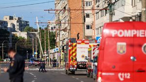 Nicușor Dan și ministrul Apărării, Radu Miruță, merg la Galați / Președintele ar urma să viziteze la spital cele două victime ale dronei rusești care a explodat pe blocul în care locuiau (surse) 