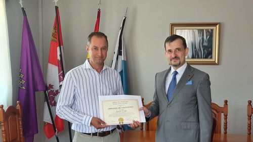 Primul primar român din Spania, premiat de Ambasada României în Spania / ”Aurel Truță nu este dintre cei care se pun în tribune să cârcotească, este cel care a avut temeritatea să coboare în teren”