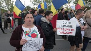 Ludovic Orban anunță că va depune plângere pentru cei care l-au agresat la protestul AUR / ”Nu o fac din ranchiună personală. O fac pentru că violența nu poate fi tolerată în societate”
