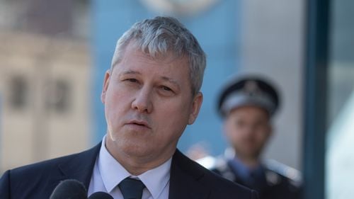 Predoiu, către structurile MAI: Siguranţa cetăţeanului nu este în niciun fel şi pentru nimic negociabilă / Faceţi legea tare, arătaţi că sunteţi mai puternici decât cei care comit infracţiuni, mai organizaţi, pregătiţi, profesionişti şi dedicaţi legii şi cetăţeanului