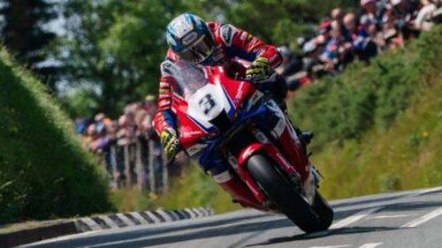 Brad Pitt și Channing Tatum duc Isle of Man TT la Hollywood: Amazon MGM Studios preia producția filmului și a docuseriei