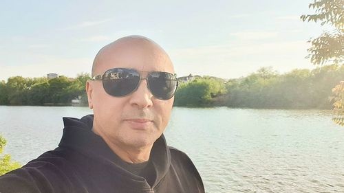 Marcel Pavel, internat cu coronavirus. Cântărețul participa la filmările pentru show-ul „Te cunosc de undeva”, iar weekendul trecut a fost la munte împreună cu prieteni