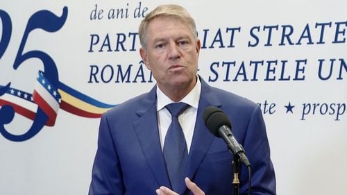 VIDEO Klaus Iohannis: deocamdată România nu îndeplineşte criteriile tehnice pentru intrarea în programul Visa Waiver. Dacă toţi ne străduim, vom reuşi