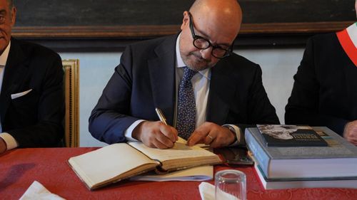 Cum a ajuns să demisioneze ministrul italian al Culturii, în urma unei relații extraconjugale care a pus în dificultate guvernul Meloni / Gennaro Sangiuliano a recunoscut că a avut o aventură cu Maria Rosaria Boccia, o autointitulată antreprenoare de modă