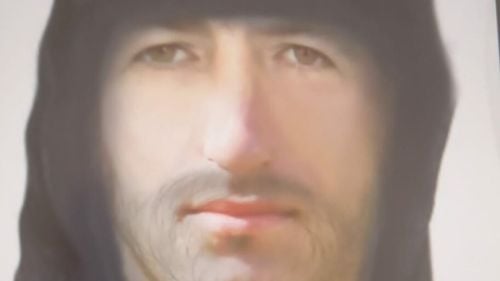 SURSE: Polițiștii l-ar fi identificat pe principalul suspect în cazul dublului asasinat din Timișoara și au făcut percheziții la locuința acestuia / Bărbatul nu a fost găsit încă, după 45 de ore de la atac.