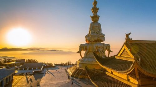 Baia Mare se va înfrăți cu un centru al budismului din China / Municipiul este înfrățit și cu Hollywood