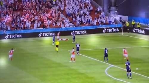 VIDEO Meciul Danemarca – Finlanda se reia în această seară, a decis UEFA / Christian Eriksen a fost stabilizat și transportat la spital