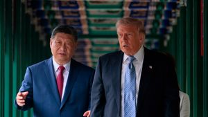 Vizita lui Trump în China, ziua 2: Președintele SUA se îndreaptă înapoi spre Washington / Cei doi lideri laudă vizita „foarte reușită” și „consensul important” / Acord privind modul în care să se termine războiul din Iran