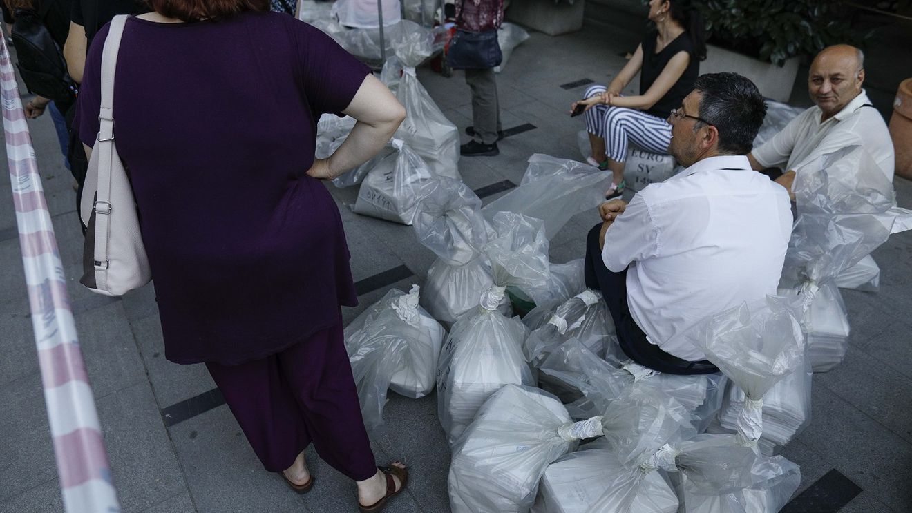 EXCLUSIV Candidat PSD învins cu 40 de voturi diferență de cel al PNL acuză fraudarea alegerilor în Târgu Lăpuș. Subalterna primarului PNL a fost șefa Biroului Electoral de Circumscripție. „Lucrăm din 2020 împreună, eu nu știu pe cine susține primarul, eu nu mi-am exprimat public opțiunile”