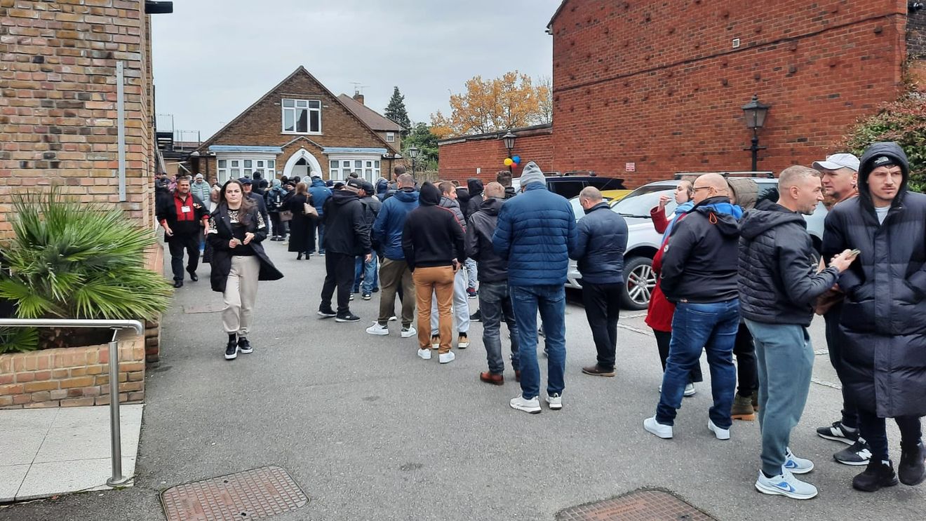 “Călin Georgescu, boss” – consemnări de reporter la votare în alegeri prezidențiale la Londra