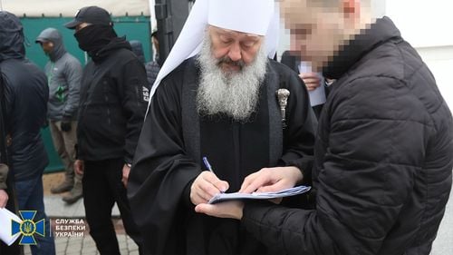 Starețul mânăstirii Lavra Peșterilor din Kiev, convocat pentru interogatoriu / Mitropolitul Pavel, acuzat că a susținut invazia Rusiei și de incitare la ură între religii