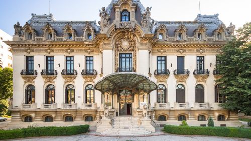Au început lucrările de restaurare a Palatului „Cantacuzino”