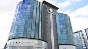 Acționarul majoritar al Euroins, după ce ASF a retras autorizația companiei de asigurări: Este o preluare ostilă a activelor filialei din România / Compania va contesta decizia