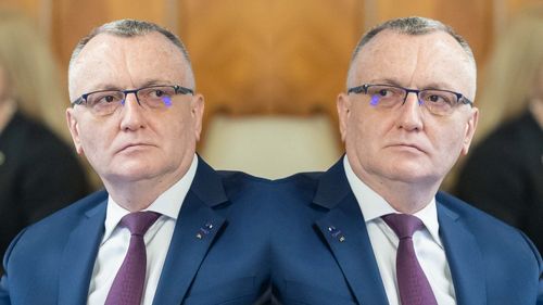 Ebihoreanul: Sorin Cîmpeanu susține că ministerul a atacat sentința controversată care a anulat sesizările privind plagiatul premierului Ciucă/ Declarația a fost făcută atunci când jurnaliștii l-au întrebat cum se simte într-un guvern condus de un posibil plagiator