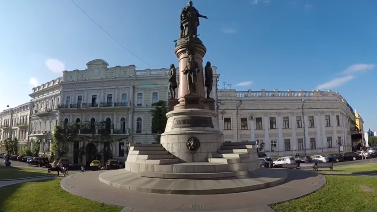 Odesa: A început demontarea gardului din jurul monumentului Ecaterinei a II-a