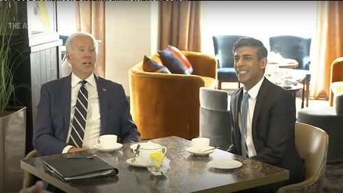 Premierul Marii Britanii se va întâlni pentru a patra oară în patru luni cu președintele SUA, cu intenţia de a consolida relațiile comerciale între cele două țări