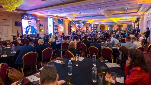 Îmbunătățește-ți strategiile de business la TopHotel Conference 2024! (Parteneriat)