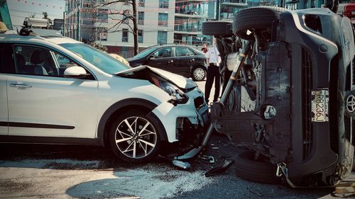 O familie de români din Spania şi-a pierdut toţi cei trei copii într-un accident de maşină