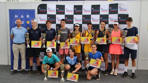 Toate finalele turneului de tenis pentru juniori Dr. Oetker Junior Trophy, de la București, au fost câștigate de sportivi români