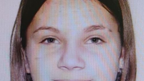 O fetiţă de 14 ani a dispărut în cursul nopţii de sâmbătă spre duminică, informează IPJ Botoșani