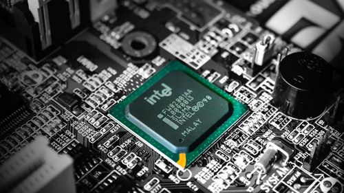 WSJ: Cel mai mare producător de cipuri din lume pregătește extinderea fabricii din Arizona printr-o investiție de mai multe miliarde de dolari / Noua instalație ar urma să producă semiconductori de ultimă generație de 3 nanometri