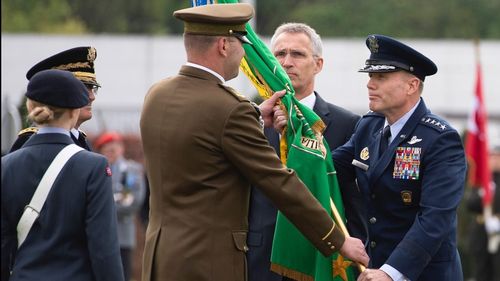 Comandantul suprem al forţelor NATO în Europa vrea mai multe trupe în România şi Bulgaria. Rusia a cerut expres NATO să abandoneze orice activitate militară în Europa de Est