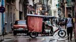 Rețeaua electrică națională a Cubei s-a prăbușit luni / 10 milioane de oameni fără energie electrică