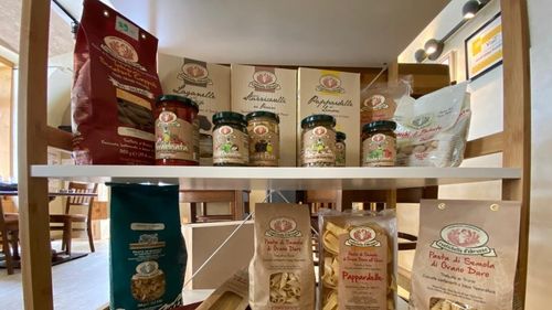 De la restaurant la magazin de cadouri. Cum s-a reinventat un antreprenor din Timișoara în pandemie