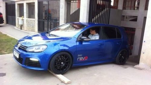 Mailurile şi facturile-problemă din valiza RiseProject: Plăţile Tel Drum pentru maşina tunată a lui Dragnea jr şi construcţia blocului din Mamaia, care apare în declaraţiile de avere ale liderului PSD