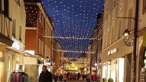 Situație șocantă în Germania: Extrema dreaptă și-a format patrule de autoapărare care mărșăluiesc printr-un orășel din Bavaria