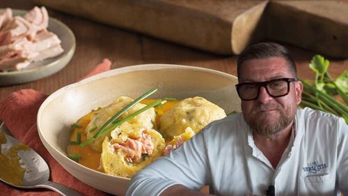Sarmale în stil mediteraneean? Da, se poate! / Rețeta unui chef român stabilit la Barcelona: „Sunt geniale cu fructe de mare”