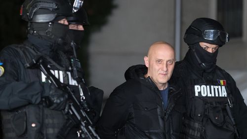 Mercenarii lui Potra, audiați vineri la Parchetul General în dosarul ce vizează tentativa la infracțiunea de acțiuni contra ordinii constituționale / Liderul grupării este în continuare de negăsit