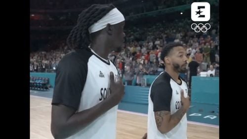 Eroare a organizatorilor la JO: Au difuzat imnul Sudanului în loc de cel al Sudanului de Sud înaintea meciului de baschet masculin cu Puerto Rico - VIDEO