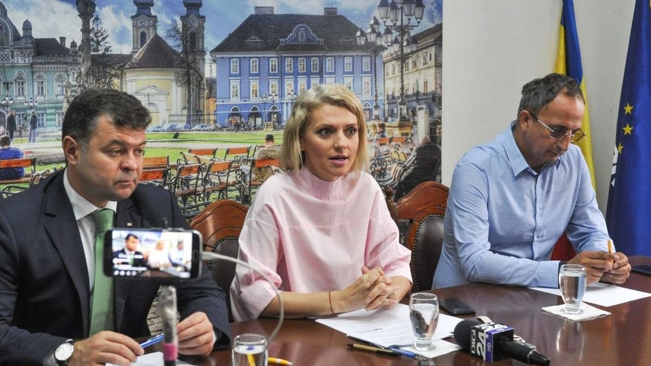 Alina Gorghiu (PNL) cere Autorităţii Electorale Permanente să suspende acordarea subvenţiilor către PSD