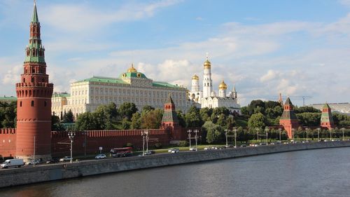 Kremlin: Armata rusă nu poate ignora activitatea NATO în Europa