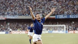 A murit Toto Schillaci, marele fotbalist italian iubit pentru ”Nopțile magice” din Italia 90. VIDEO ARHIVĂ