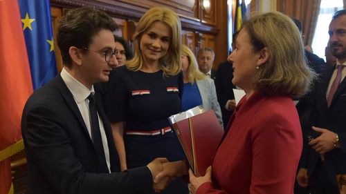 Deputatul USR, Iulian Bulai, către vicepreședintele Comisiei Europene:  În România există jurnaliști bătuți și intimidați