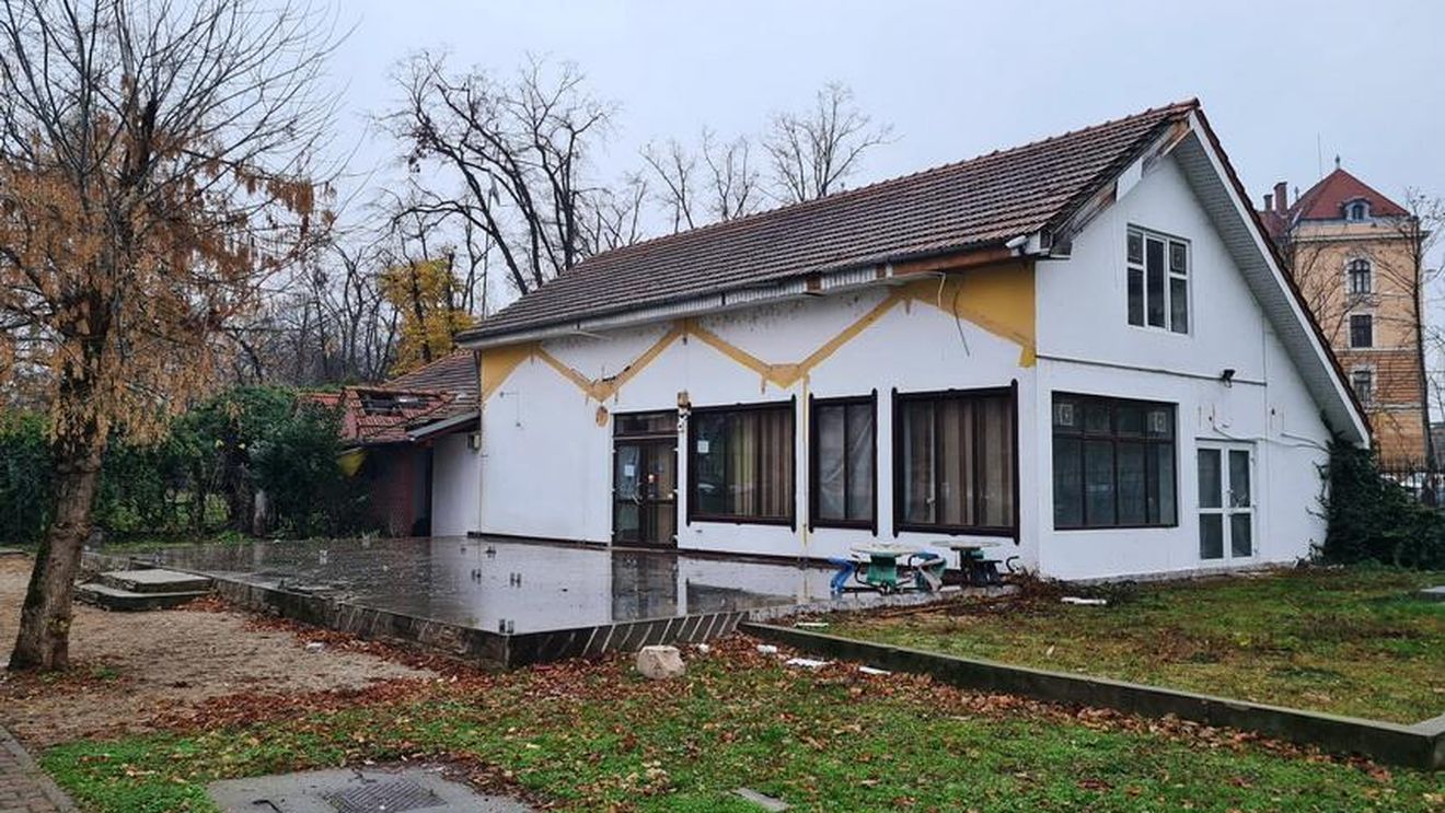 Primăria Oradea cumpără cu 120.000 euro o clădire din Parcul Bălcescu pe care trebuia să o obțină gratis, pentru a o demola / În imobil a funcționat un restaurant.