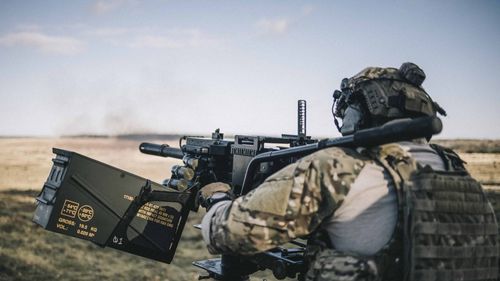 Un proiect de sprijinire a industriei de apărare trece de o etapă-cheie în Parlamentul European / Acesta prevede un buget de 1,5 miliarde euro pentru achiziții de echipamente militare europene