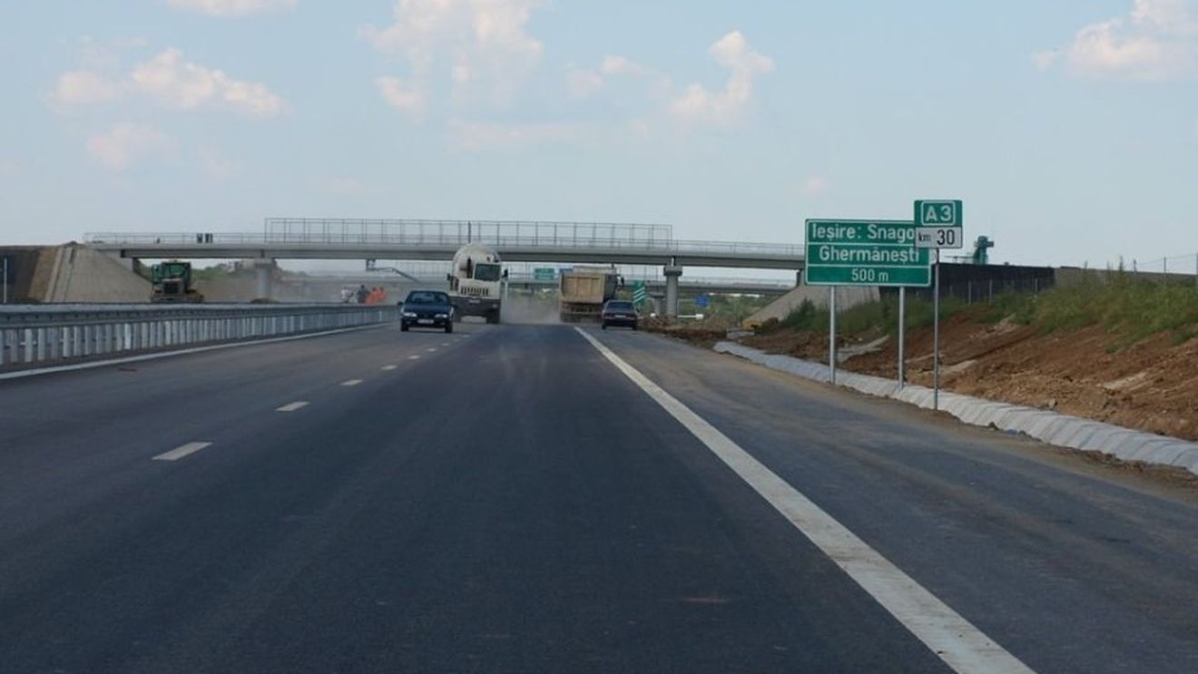 De ce sunt doar două parcări amenajate din cele 12 prevăzute pe autostrada București - Ploiești