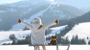 Când se întorc elevii la școală după vacanța de iarnă. Pe ce dată încep orele în 2025