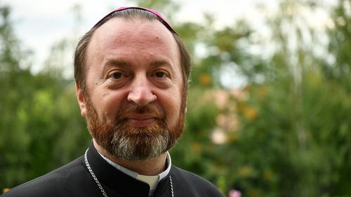 Episcopul Claudiu Lucian Pop este noul lider al Bisericii Greco-Catolice din România. Anunțul a fost făcut de la Roma, unde a avut loc Sinodul / Mesajul președintelui Nicușor Dan