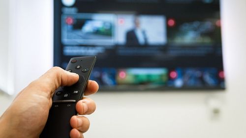 Echipa Europa FM lansează platforma de știri Voicenews.ro, accesibilă prin orice dispozitiv smart care poate fi controlat prin voce