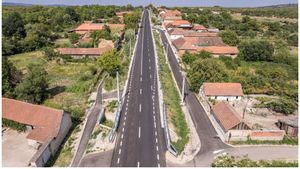 ANALIZĂ: Cum s-a dezvoltat infrastructura rutieră din vestul țării, cu ajutorul banilor europeni / Investiții de 1,9 miliarde de lei în Arad, Caraş-Severin, Hunedoara și Timiş, grupate în Regiunea Vest