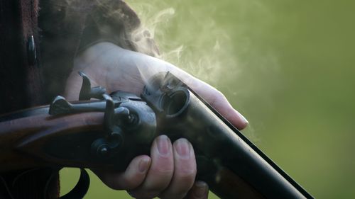 O tânără de 23 de ani din Florida, împușcată de fratele ei, în urma unei dispute despre cine primea mai multe cadouri de Crăciun / Adolescentul de 14 ani, împuşcat și el de fratele său