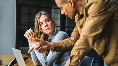 Studiu: Egalitatea între bărbaţi şi femei nu va fi atinsă la nivel mondial până în 2030