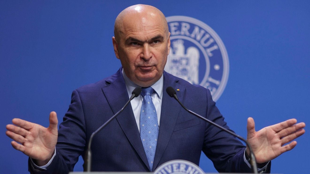 VIDEO Premierul Bolojan, conferință de presă la 100 de zile de la preluarea guvernării: Am evitat practic intrarea în incapacitate de plată / Impozitul pe cifra de afaceri trebuie reanalizat / Suntem pe cale să găsim formula constituțională pentru a interzice cumulul pensiei cu salariul