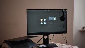 Au crescut vânzările de desktop-uri în al doilea an al pandemiei, după mulți ani de regres