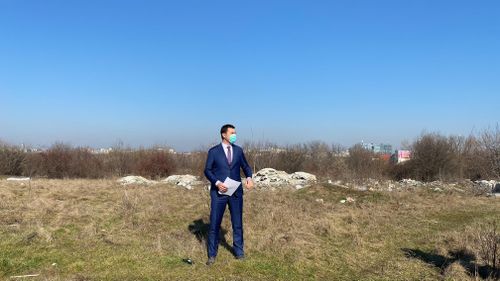 Ministrul Mediului a făcut topul celor mai mari depozite ilegale din Capitală: Strada Carierei, în sectorul 1, un depozit în zona CET Progresul, un depozit la Intrarea Cooperativei, în spate la CET Vest