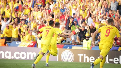 Federaţia Română de Fotbal ia în calcul interzicerea deplasării suporterilor români la meciul naţionalei din Kosovo, au avut loc ciocniri violente între etnicii sârbi şi forţele de securitate kosovare